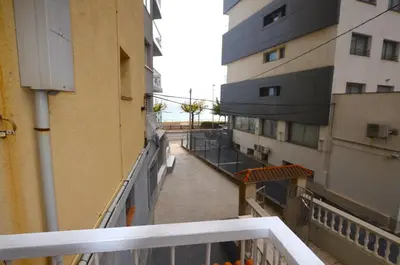 Un balcón o terraza de Apartamento frente a la playa Blanes Costa Brava