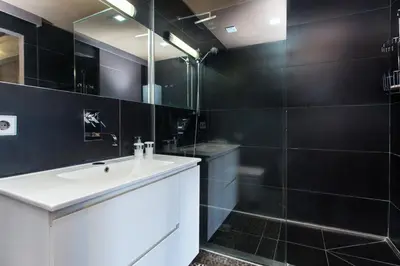 Un baño de Precioso Duplex en Begur con vistas al mar