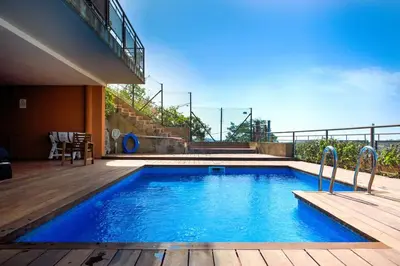 Piscina en o cerca de Precioso Duplex en Begur con vistas al mar