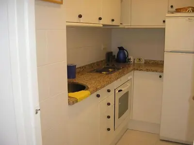 Una cocina o zona de cocina en APARTAMENTO CÉNTRICO a 3 MINUTOS DE LA PLAYA