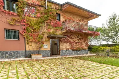 Edificio en el que se encuentra el chalet de montaña