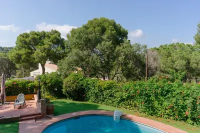 Piscina en o cerca de Casa de Lujo en Torre Valentina