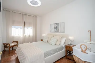 Cama o camas de una habitación en Encantadora villa con piscina climatizada marzo 2026