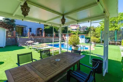 Piscina en o cerca de Villa Cal Roig