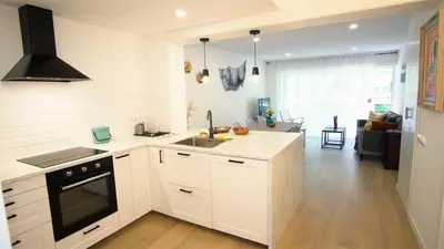 Una cocina o zona de cocina en Apartamento EDEN MAR I by HR COSTABRAVA