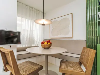 Una televisión o centro de entretenimiento en Apartment Llafranc Beach by Interhome