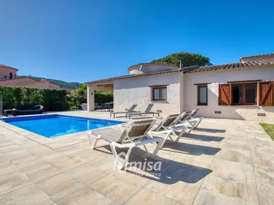 Piscina en o cerca de Villa Olivo