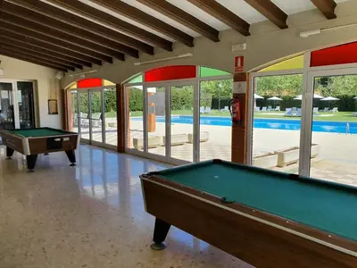 Mesa de billar en Marina Tossa