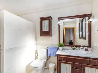 Un baño de Holiday Home La Barca by Interhome