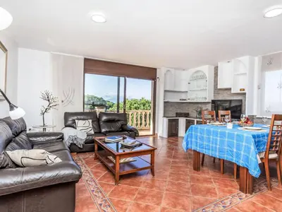 Una cocina o zona de cocina en Holiday Home La Barca by Interhome