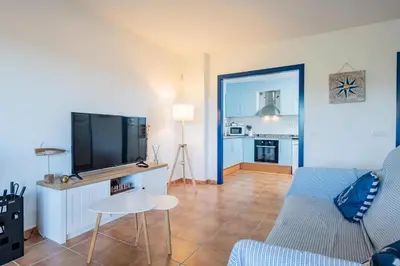 Una televisión o centro de entretenimiento en DS-2 Calella de Palafrugell 4 PAX