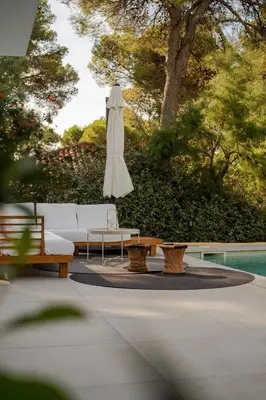 Jardín al aire libre en La Casa Blanca de Tamariu