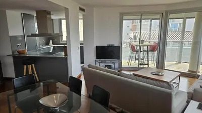 Una cocina o zona de cocina en Penthouse in Platja d Aro Front Sea with Parking