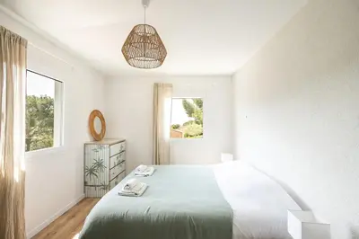 Cama o camas de una habitación en Tamariu - Beautiful Villa with Pool