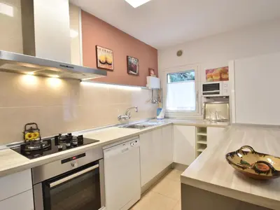 Una cocina o zona de cocina en Flores