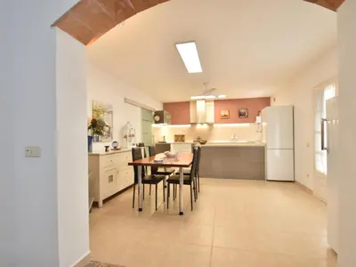 Una cocina o zona de cocina en Flores