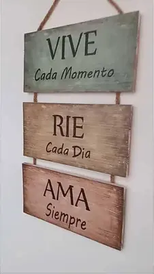 Certificado, premio, señal o documento que está expuesto en Cosy Coastal Haven