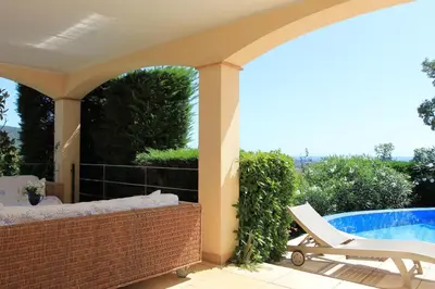 Piscina en o cerca de Villa Mediterranea