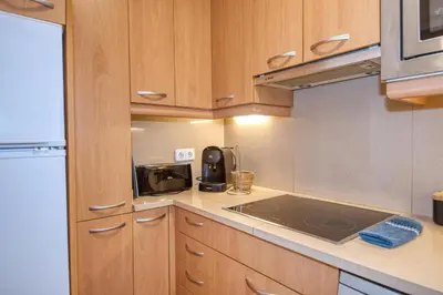 Una cocina o zona de cocina en Apartment with Pool and Tennis