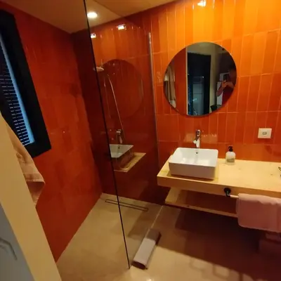 Un baño de Empordà Apartament-Peratallada