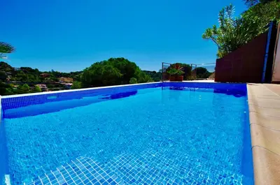 Piscina en o cerca de V&V LLORET- Villa Marie luxury house with air conditioning