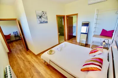 Cama o camas de una habitación en V&V LLORET- Villa Marie luxury house with air conditioning