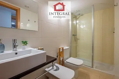 Un baño de Sakura Apartment Palamós