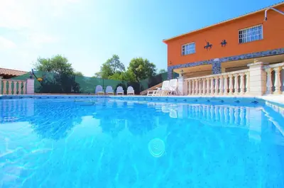 Piscina en o cerca de V&V LLORET- Villa Sol