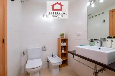 Un baño de Apartament Cel Blau