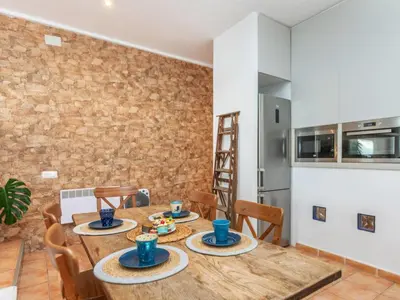 Una cocina o zona de cocina en Apartment Brat Salions by Interhome