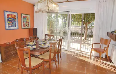 Plano de 7 Bedroom Lovely Home In Santa Susanna