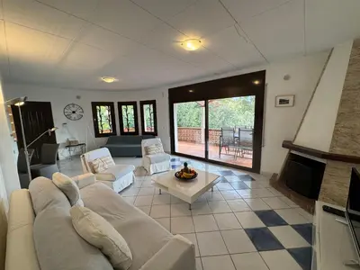 Zona de estar de Begur Sa Riera, vue mer, appartement de charme pour 4 personnes à 5mn de la plage