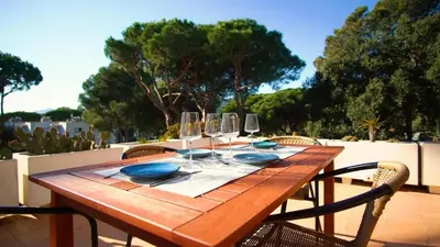 Plano de Apartamento Berthos by HR Costabrava