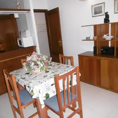 APARTAMENTO CERCA DE LA PLAYA CON PISCINA y PARKING