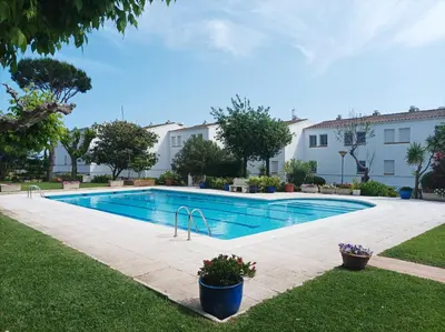 Piscina en o cerca de Casa Orquidies I by HR Costabrava