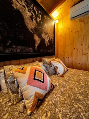 Cama o camas de una habitación en Costa Brava Insólita con Piscina Privada, AC, WIFI, Parking, Terraza