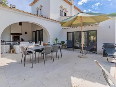 Un patio o zona al aire libre en Mas Nou CostaBravaSi