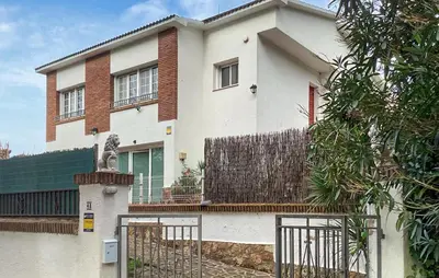 Edificio en el que se encuentra la casa o chalet