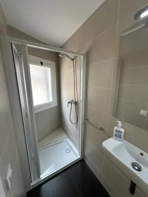 Un baño de LEsglesia 1