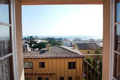 Vista general del mar o vista desde la casa o chalet