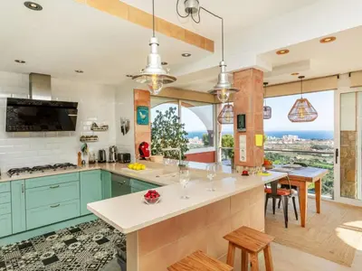 Una cocina o zona de cocina en Holiday Home Luz del Mar by Interhome
