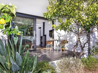 Jardín al aire libre en Holiday Home La Manzaneta by Interhome