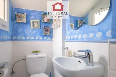 Un baño de Casa Teva Palamós