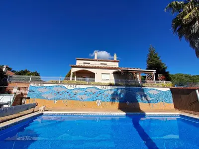 Piscina en o cerca de Villa Xaloc 12 pax piscina privada - 15km Lloret de Mar