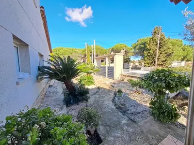 Jardín al aire libre en Villa Xaloc 12 pax piscina privada - 15km Lloret de Mar