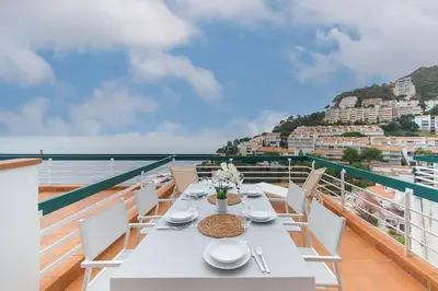 Plano de WELCS APARTAMENTO DUPLEX 210 PDA con vista al mar