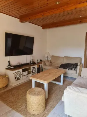 Una televisión o centro de entretenimiento en Villa cascada