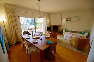 Zona de estar de V&V LLORET-Villa Estrella, vistas al mar