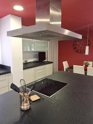 Una cocina o zona de cocina en Magnífica Villa Familiar Con Gran Piscina