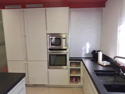 Una cocina o zona de cocina en Magnífica Villa Familiar Con Gran Piscina